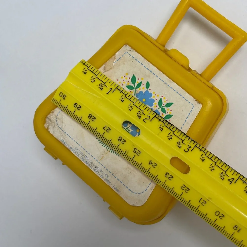 VTG 70s Kenner Sleep Over Dolly Bag 1976 Doll Accessory General Mills Yellow SEE